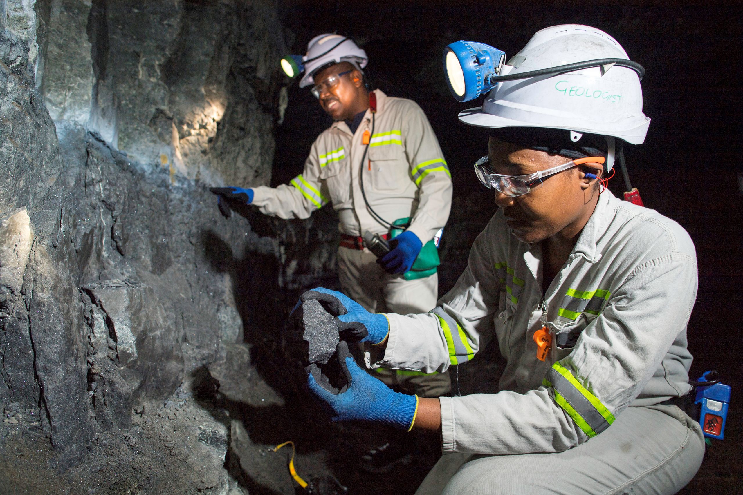 Sibanye Stillwater Is Currently Recruiting Unemployed People: 8 Powerful Reasons to Apply Today